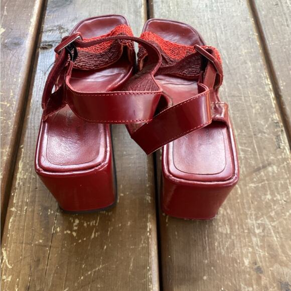 Robert Clergie Red Beaded Chunky Wedge Platform Shoes Size 8 - Picture 5 of 7